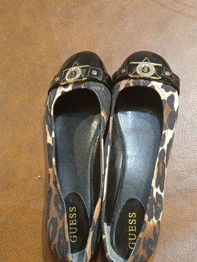 GUESS Brown Leopard Print Ballet Flats with Black Toe Caps